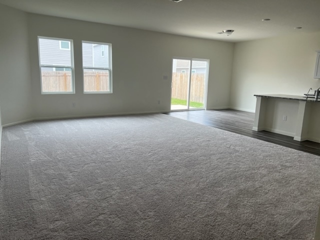 Building Photo - 243 Thistle Ln