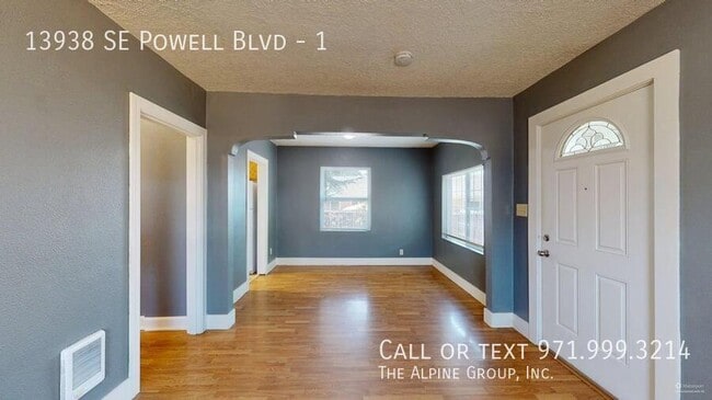 Building Photo - 13938 SE Powell Blvd