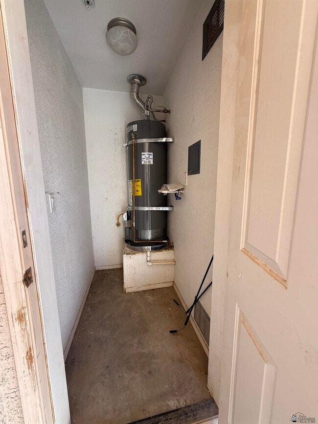 Building Photo - 3108 S Ragen Dr