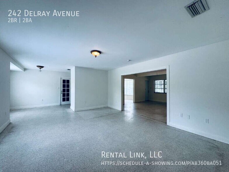 Building Photo - 242 Delray Ave