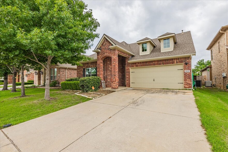 Front of house with 2 car garage - 5604 Balmorhea Dr