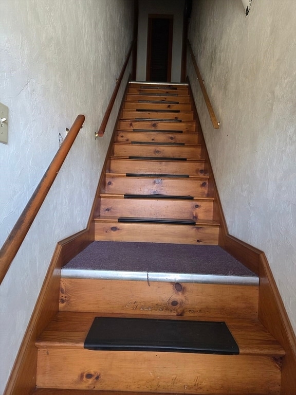 Building Photo - 3 Jacobson Dr