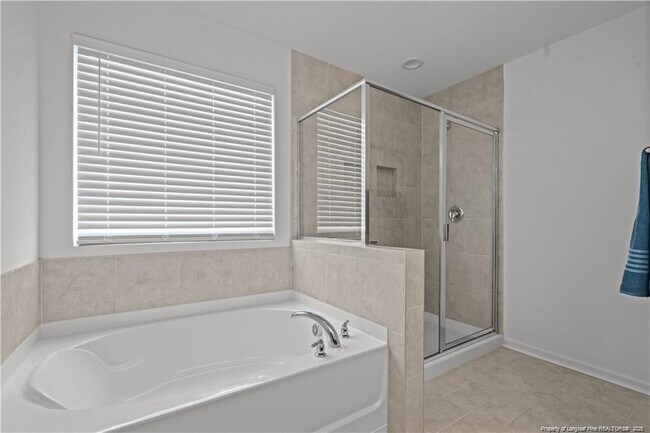 Building Photo - 40 Arlie Ln