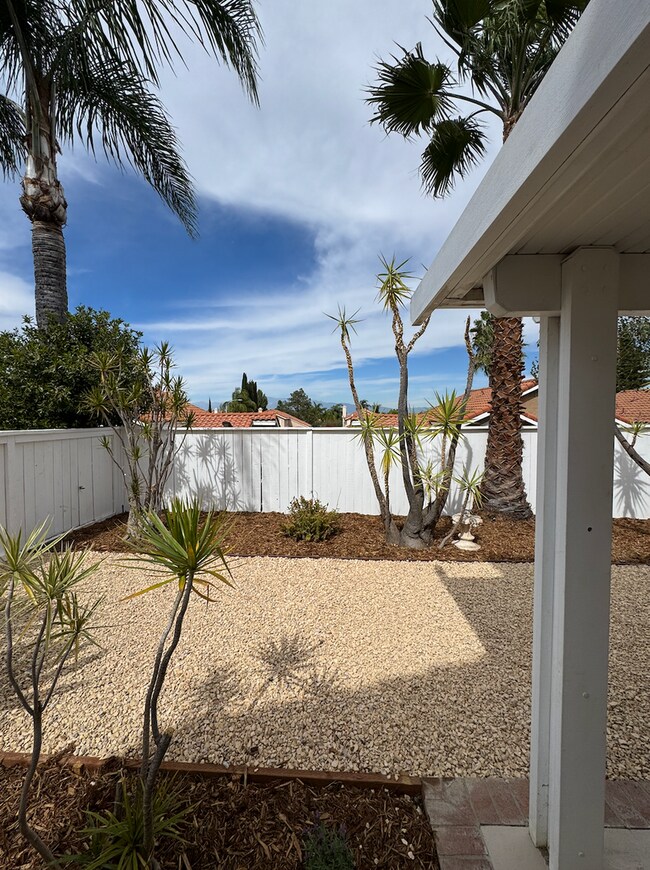 Building Photo - 1359 Pajero Dr