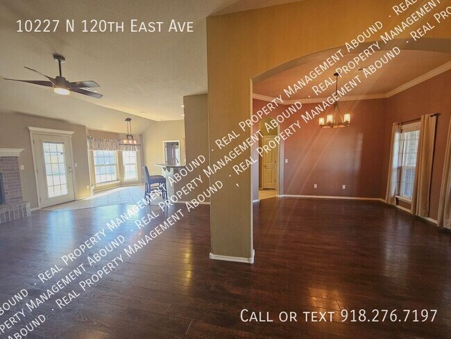 Building Photo - 10227 N 120th E Ave