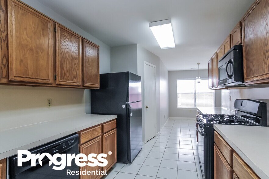 Building Photo - 19323 Bristlestar Dr