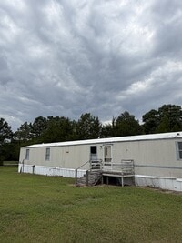 Building Photo - 95 T-Bar Rd