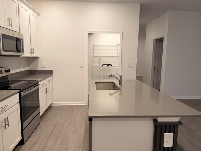 Building Photo - 1687 Contentment Lp