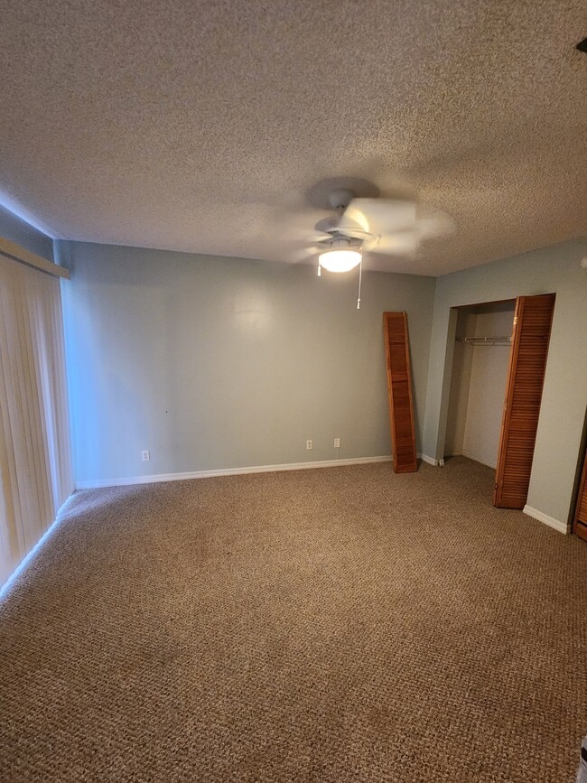 Building Photo - 1303 Peppertree Trl