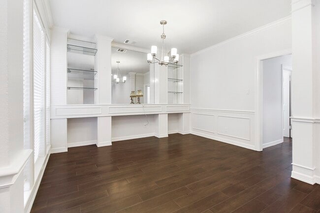 Building Photo - 14127 Swallowfield Dr