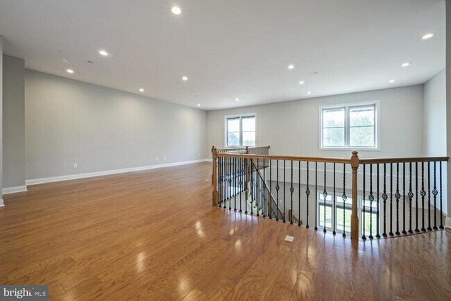 Building Photo - 2350 NJ-33