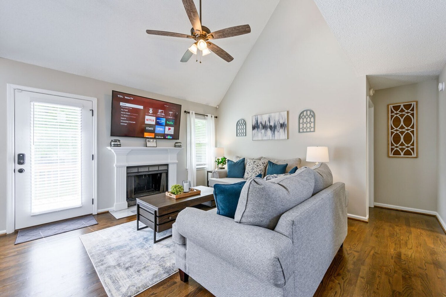 Building Photo - 13 Windfield Dr