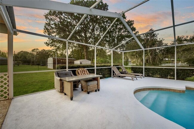 Building Photo - 22481 Southshore Dr