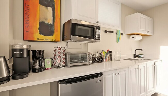 Building Photo - 6514 Adak St