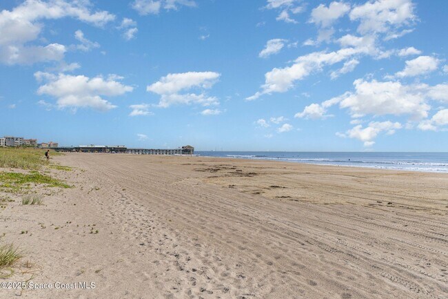 Building Photo - 4800 Ocean Beach Blvd