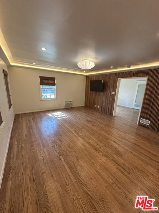 Building Photo - 9385 Charleville Blvd