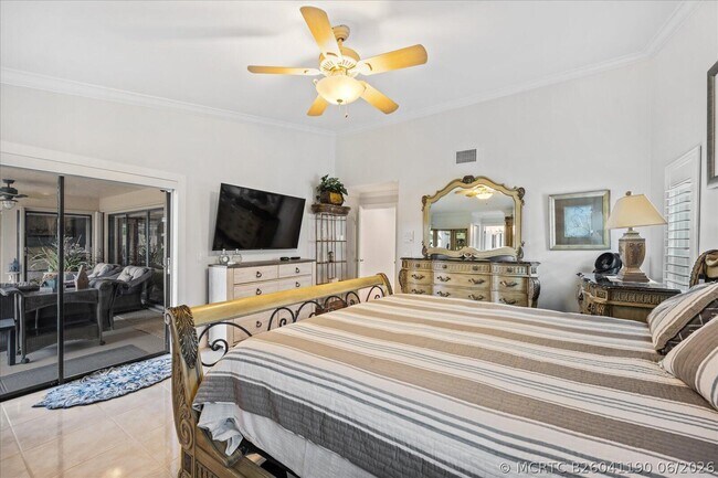 Building Photo - 1654 Farmington Cir
