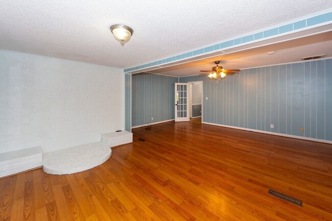 Building Photo - 3 Bedroom 2 Bath Home in Kings Grant - Summerville