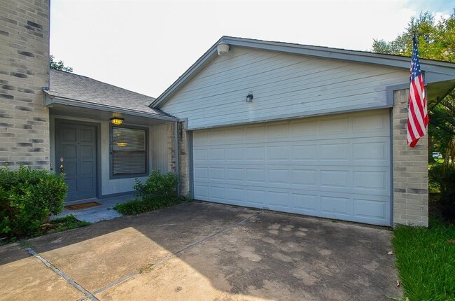 Building Photo - 1319 Silver Morning Dr