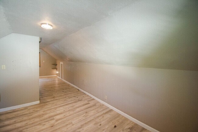 Building Photo - Fenced Yard, 2-Car Garage + Quiet Location!
