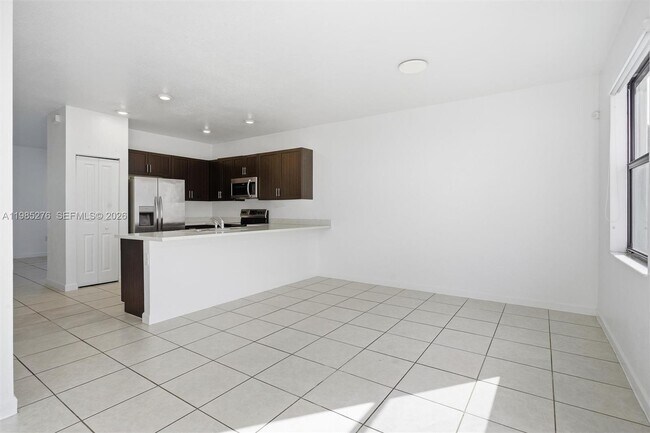 Building Photo - 28702 SW 133rd Ct