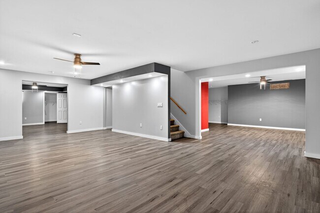 Building Photo - 11304 Cox Ave