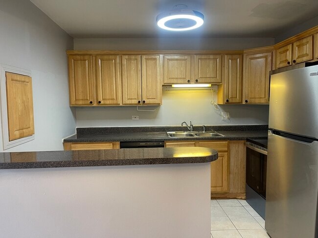 Building Photo - 444 Osage Ln