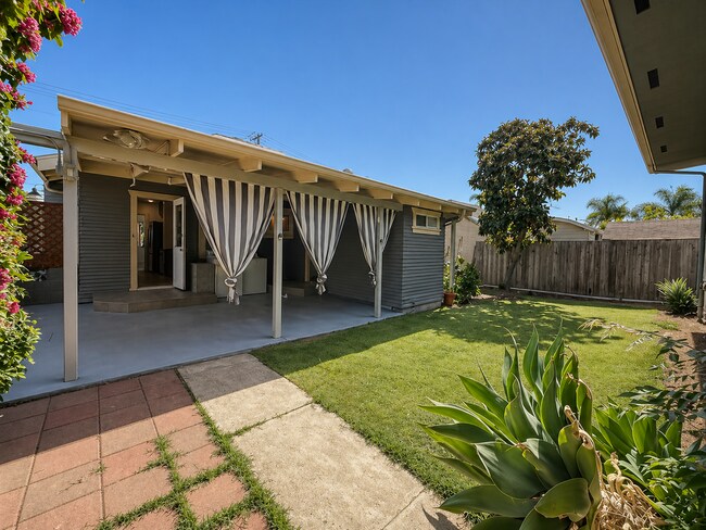 Building Photo - Charming 3-Bedroom Home for Lease in College West, San Diego