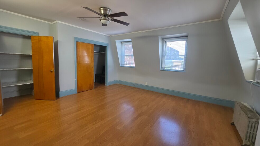 Building Photo - 23 Sherman Pl
