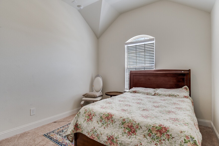 Building Photo - 1521 Buckeye Trl