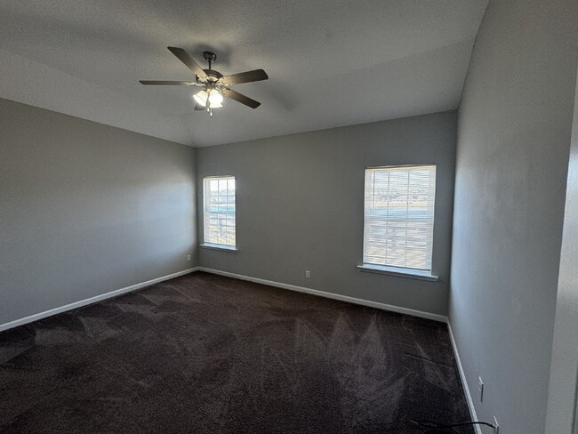 Building Photo - Home for Rent