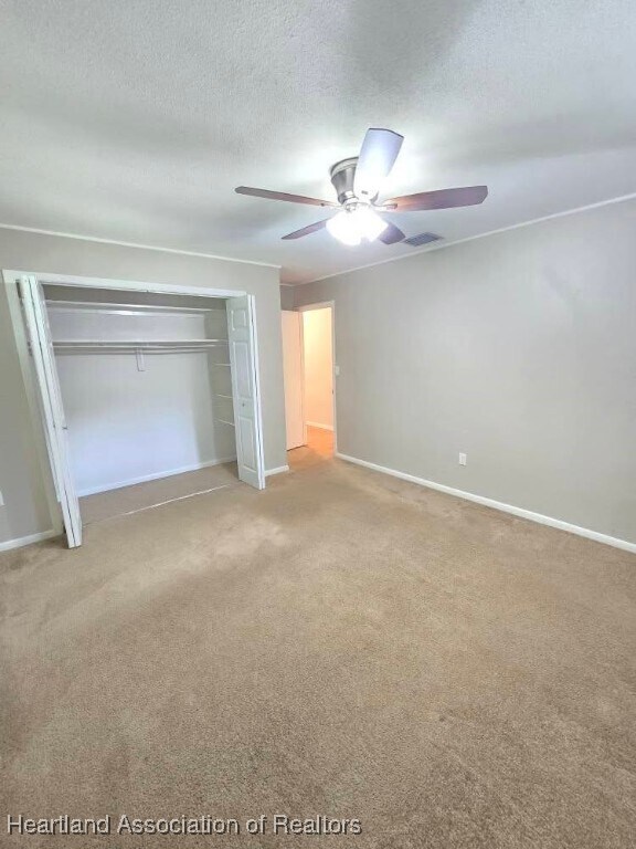 Building Photo - 2717 Queenswood Dr