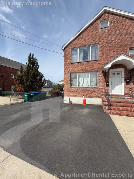 Building Photo - 130 Bonner Ave