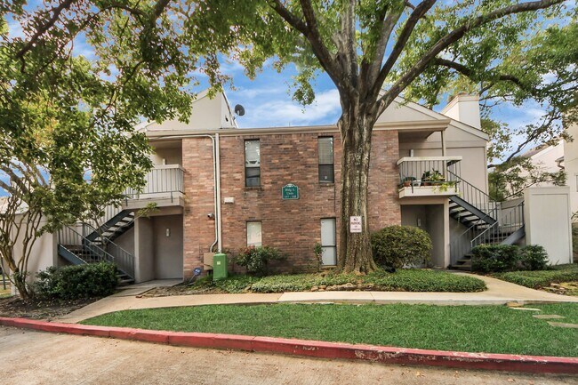 Building Photo - 7950 N Stadium Dr