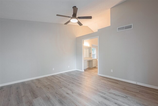 Building Photo - 15638 Schumann Ln