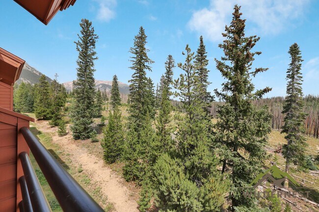 Building Photo - WINTER RENTAL Timber Ridge Condo - Nice 2 ...