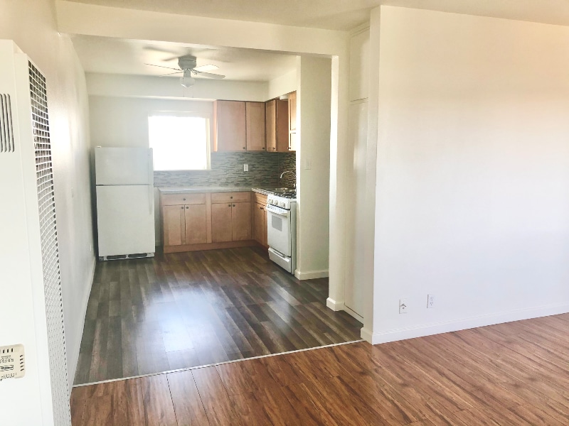 Building Photo - 4735 W Broadway