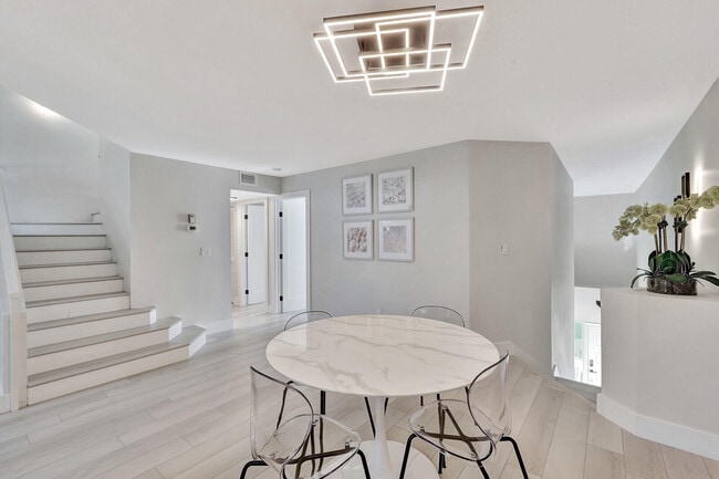 Building Photo - 1805 Mainsail Cir