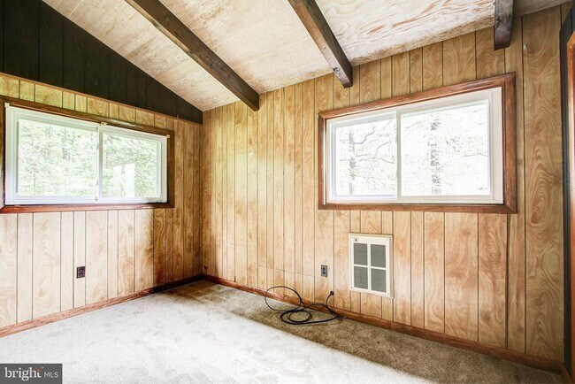 Building Photo - 8297 Squires Ln