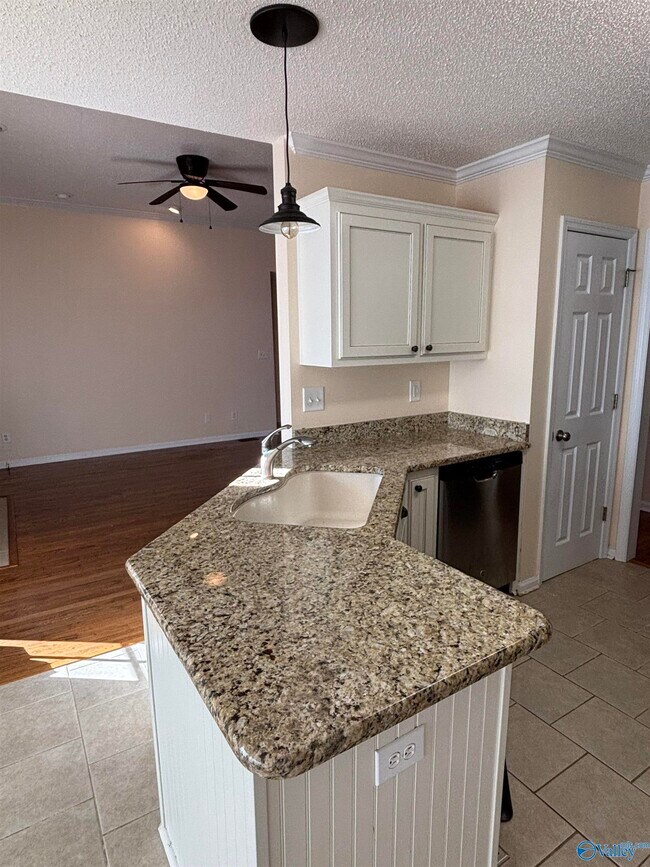 Building Photo - 140 Freedom Way