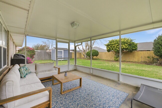 Building Photo - 1222 Bartram Ln