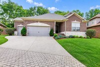 Building Photo - 239 Chippewa Dr