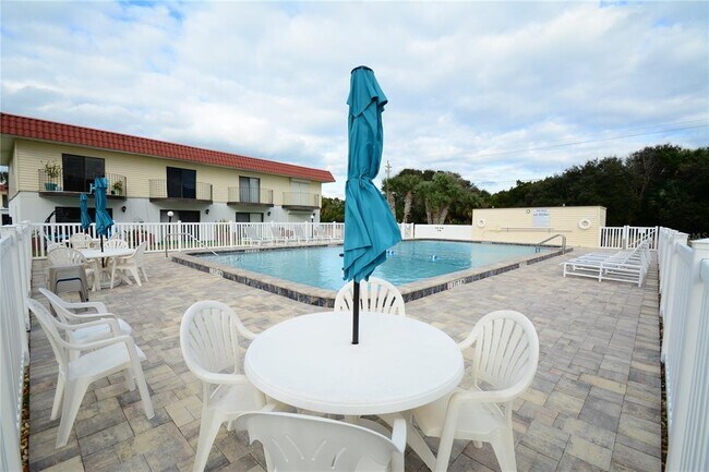 Building Photo - 47 Ocean Palm Villa S