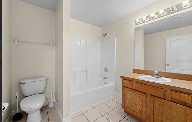 Building Photo - 131 Sandy Ridge Dr