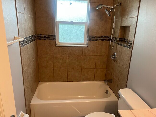 Building Photo - 3733 S Ohio Ave