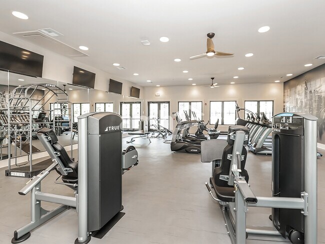 Building Photo - 4912 Chutney Dr