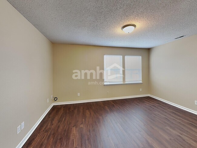 Building Photo - 356 Sunbeam Ln