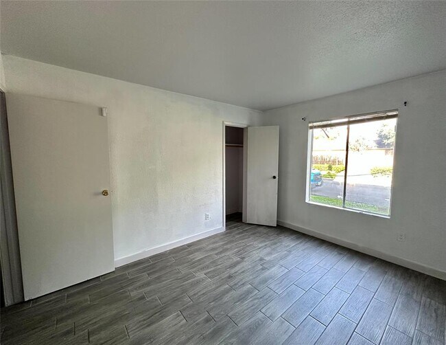 Building Photo - 12658 Ashford Meadow Dr