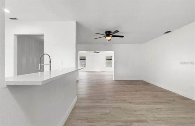 Building Photo - 14915 Gentilly Pl
