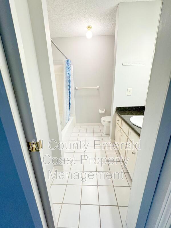 Building Photo - 930 Gulf Shore Dr